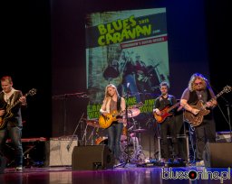 Joanne Shaw Taylor at Bluestracje 2013 (16)